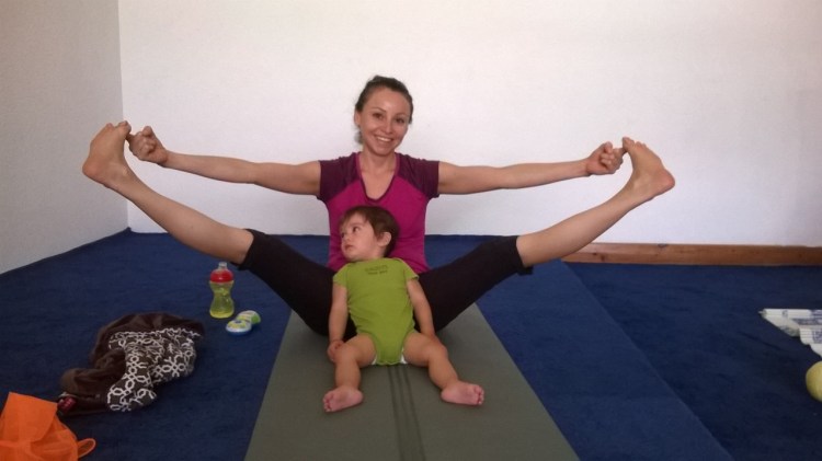 Mami-Baby Yoga